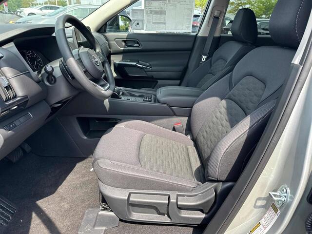 2025 Nissan Pathfinder S Glendale Heights IL