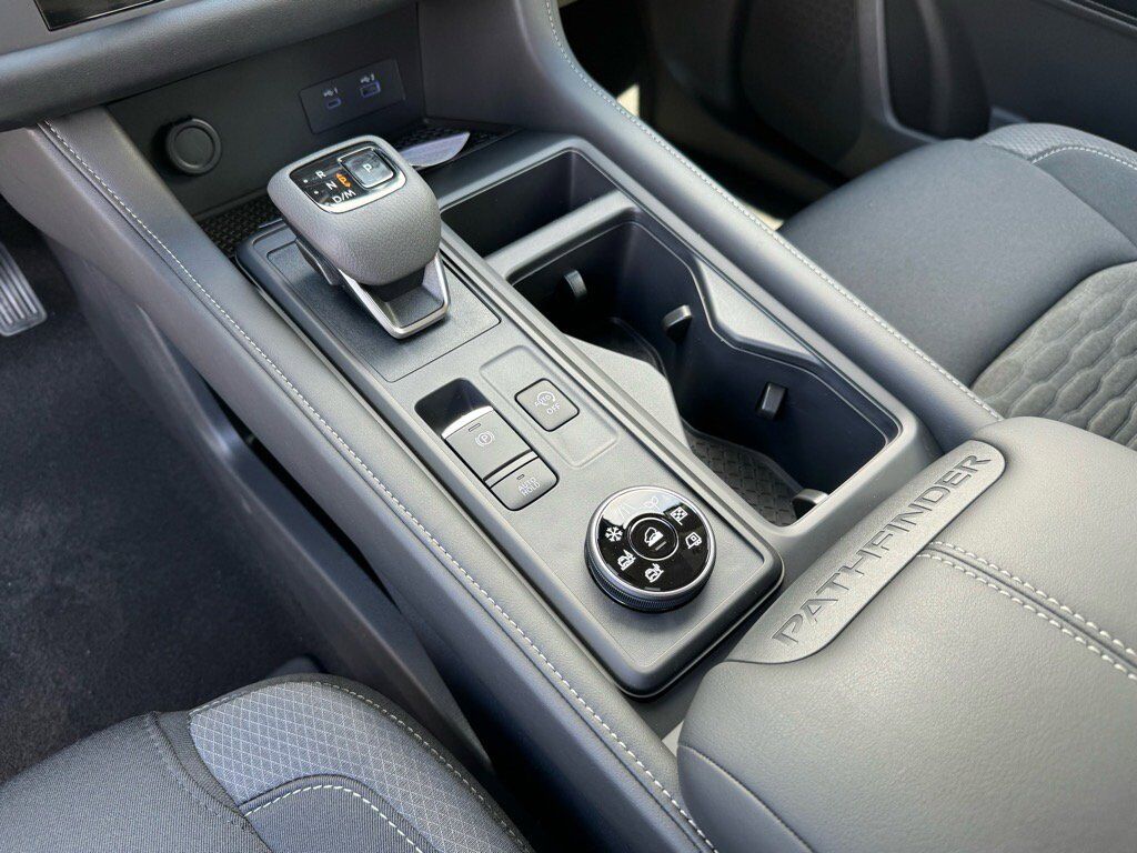 2025 Nissan Pathfinder S Johnson City TN