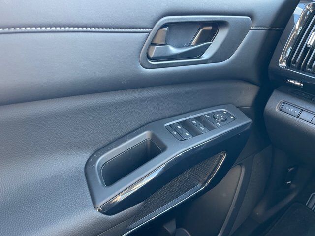 2025 Nissan Pathfinder S Oak Ridge TN
