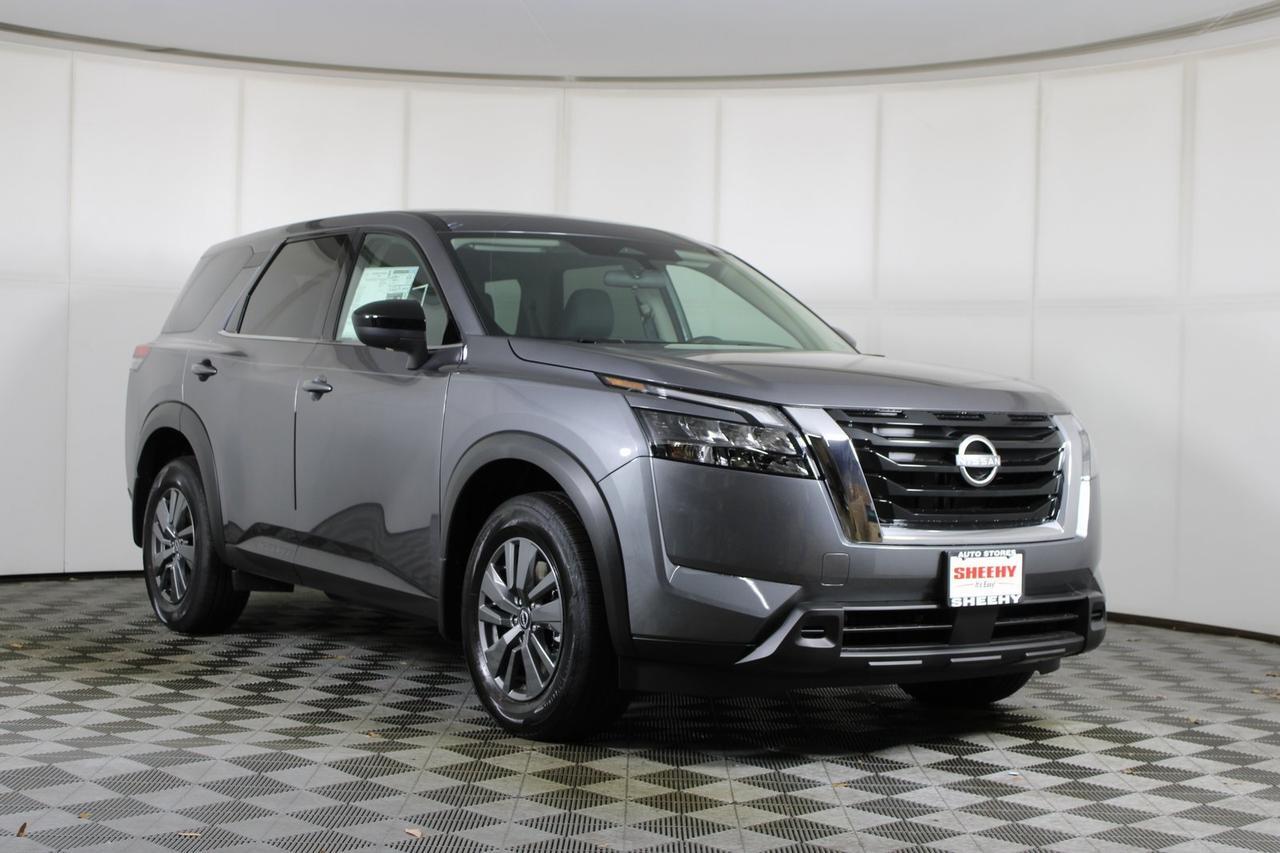 2025 Nissan Pathfinder S