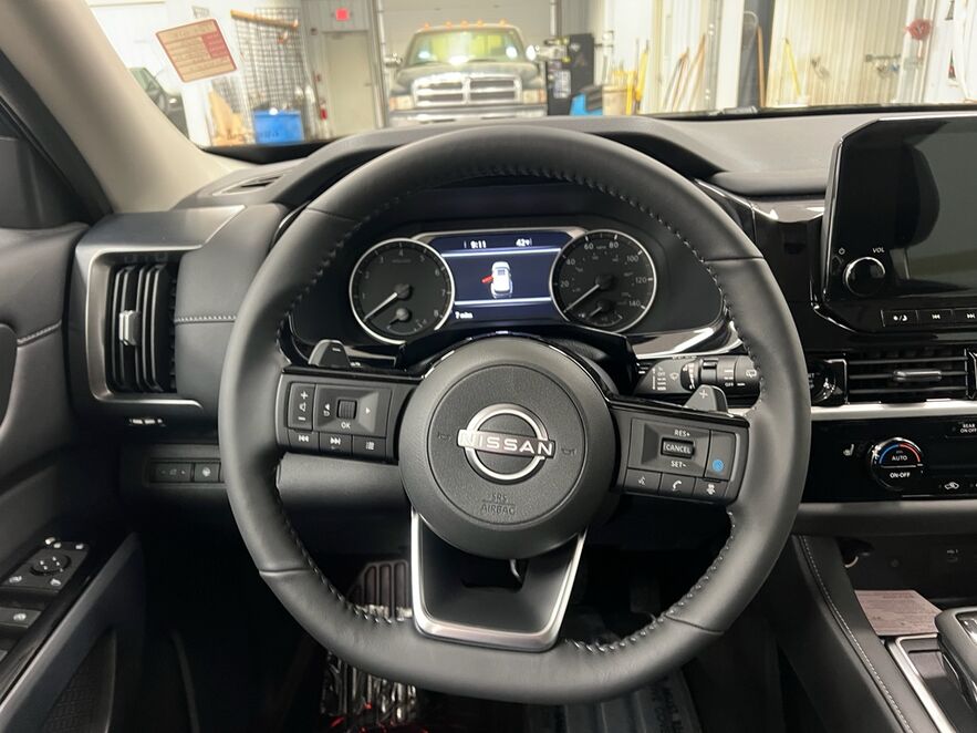 2025 Nissan Pathfinder SL Bozeman MT 2025 Nissan Pathfinder SL Bozeman MT