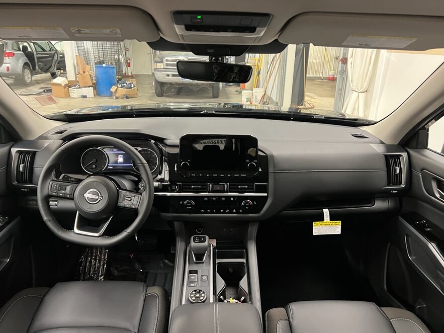 2025 Nissan Pathfinder SL Bozeman MT 2025 Nissan Pathfinder SL Bozeman MT