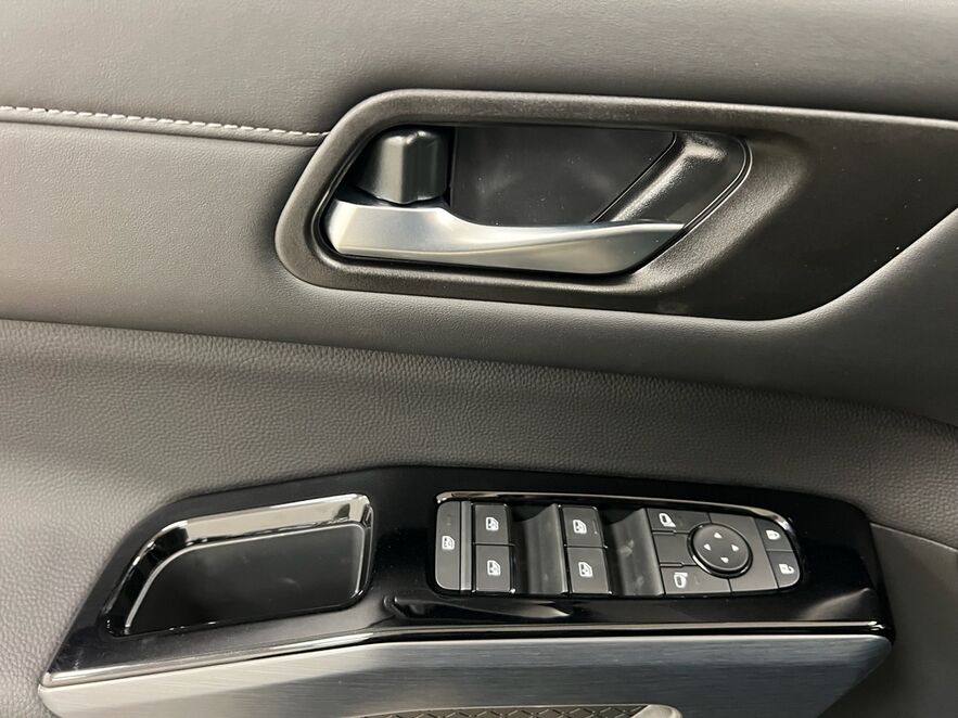 2025 Nissan Pathfinder SL Bozeman MT 2025 Nissan Pathfinder SL Bozeman MT