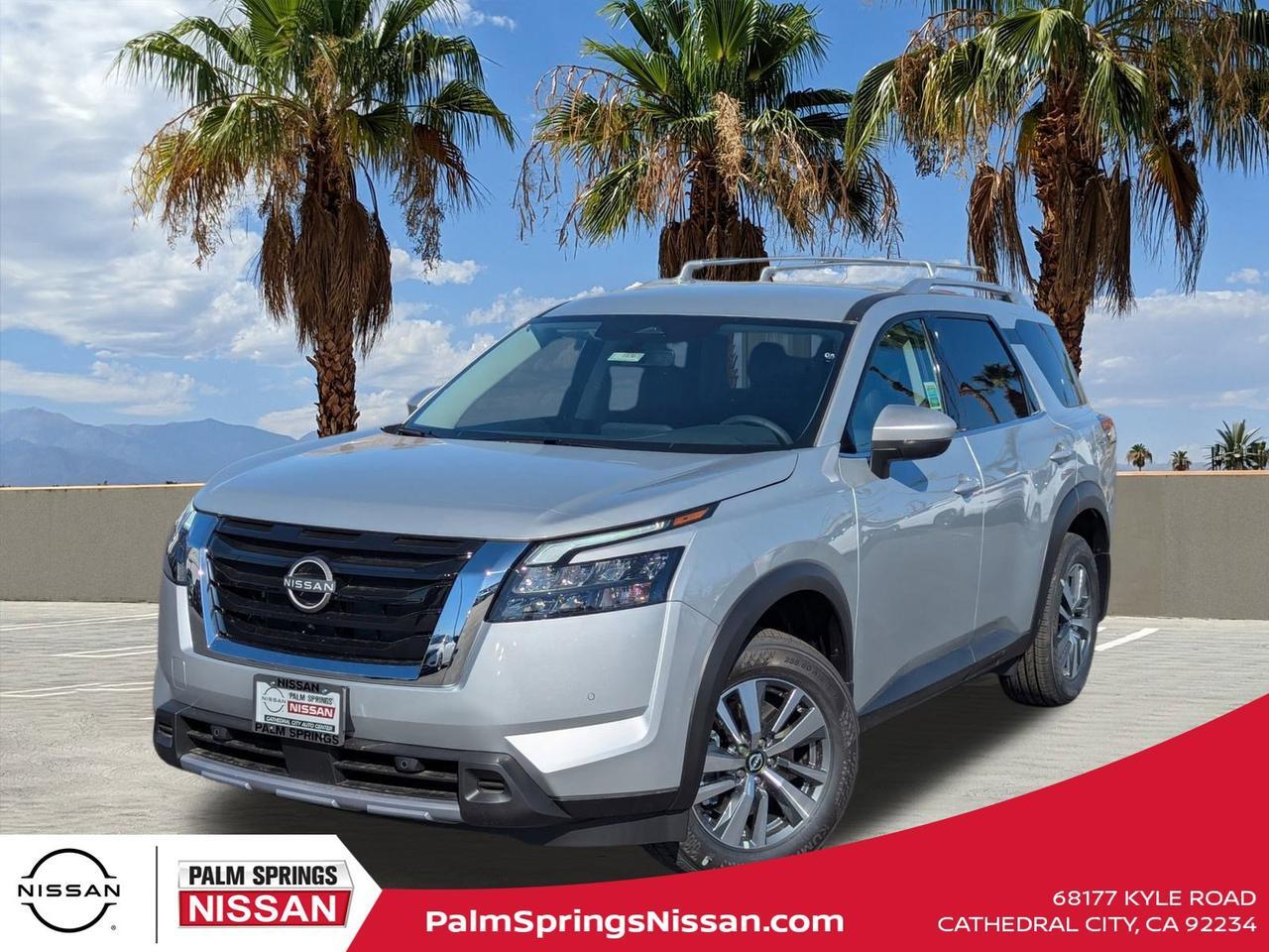 2025 Nissan Pathfinder SL