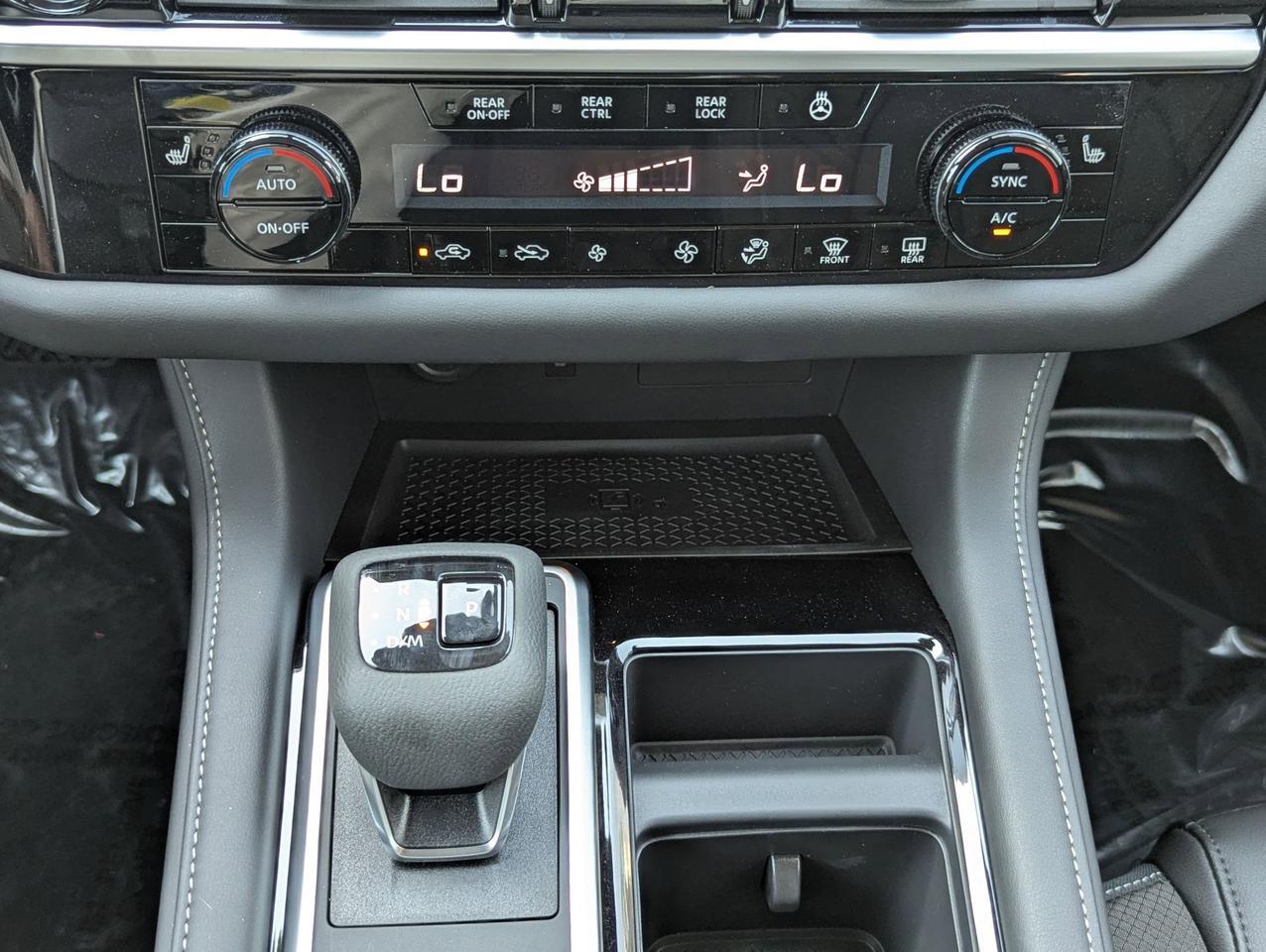 2025 Nissan Pathfinder SL Cathedral City CA