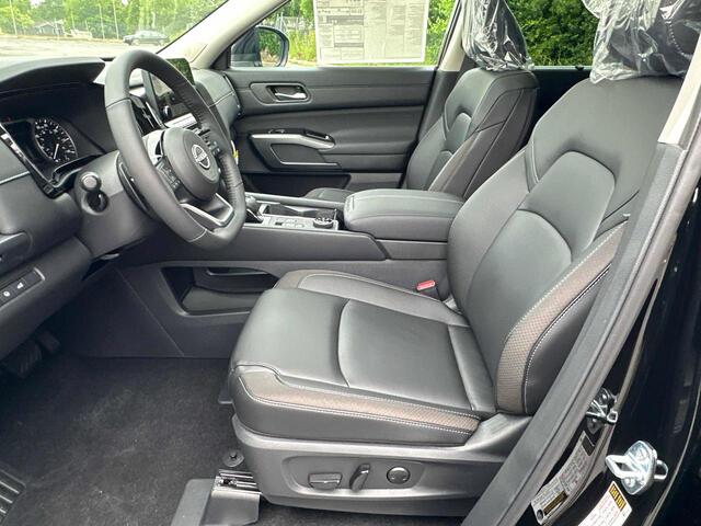 2025 Nissan Pathfinder SL Glendale Heights IL