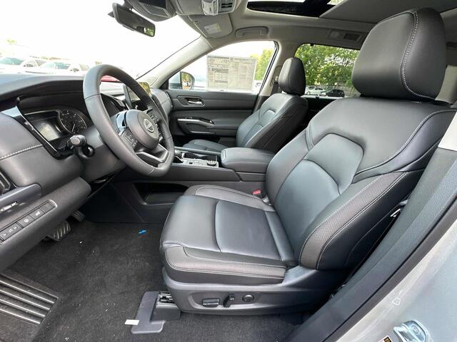 2025 Nissan Pathfinder SL Glendale Heights IL