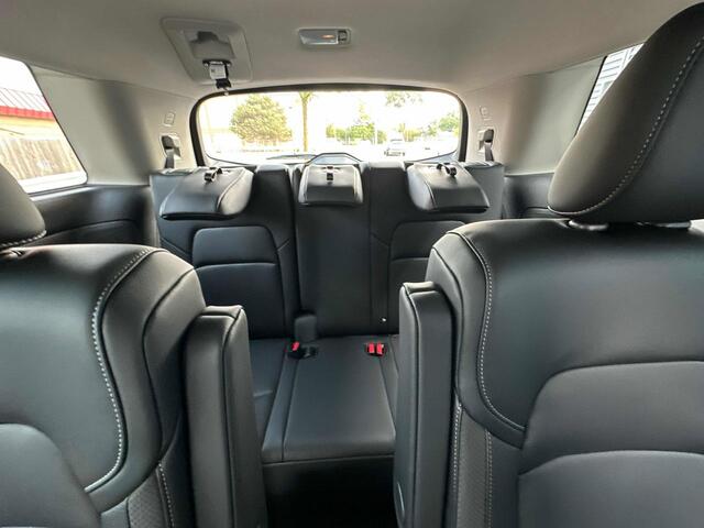 2025 Nissan Pathfinder SL Glendale Heights IL