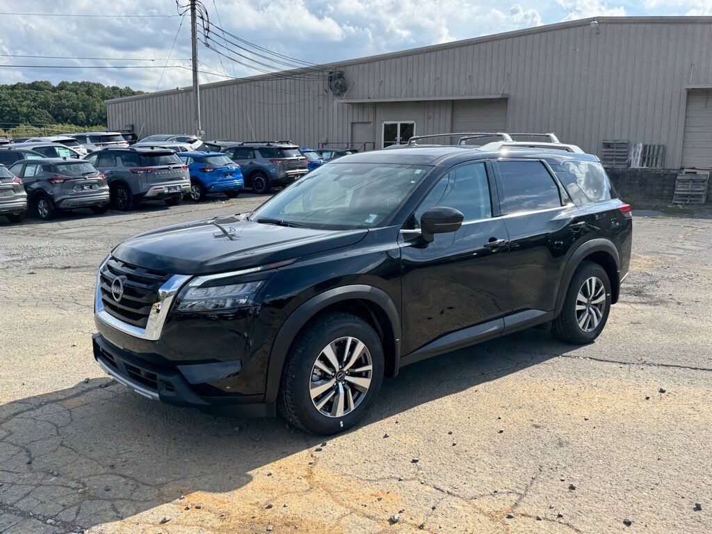 2025 Nissan Pathfinder SL Johnson City TN