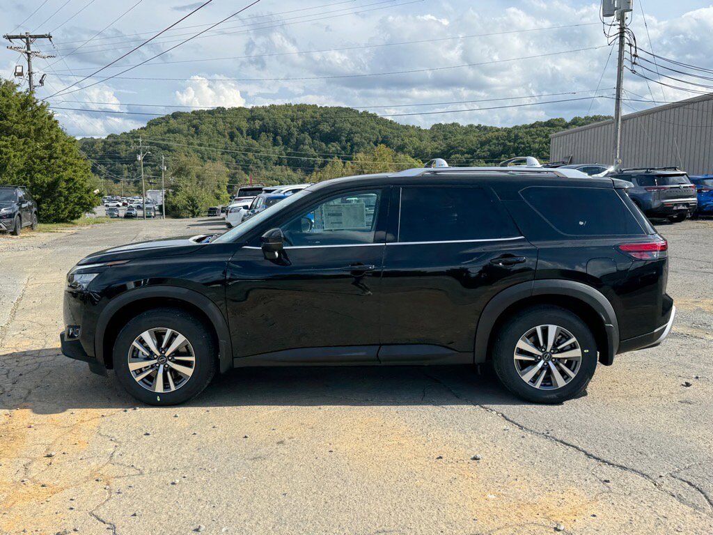 2025 Nissan Pathfinder SL Johnson City TN