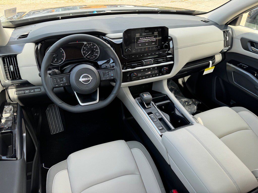 2025 Nissan Pathfinder SL Johnson City TN