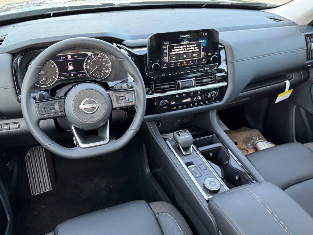 2025 Nissan Pathfinder SL Johnson City TN