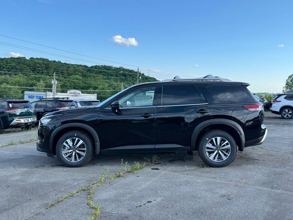 2025 Nissan Pathfinder SL Johnson City TN