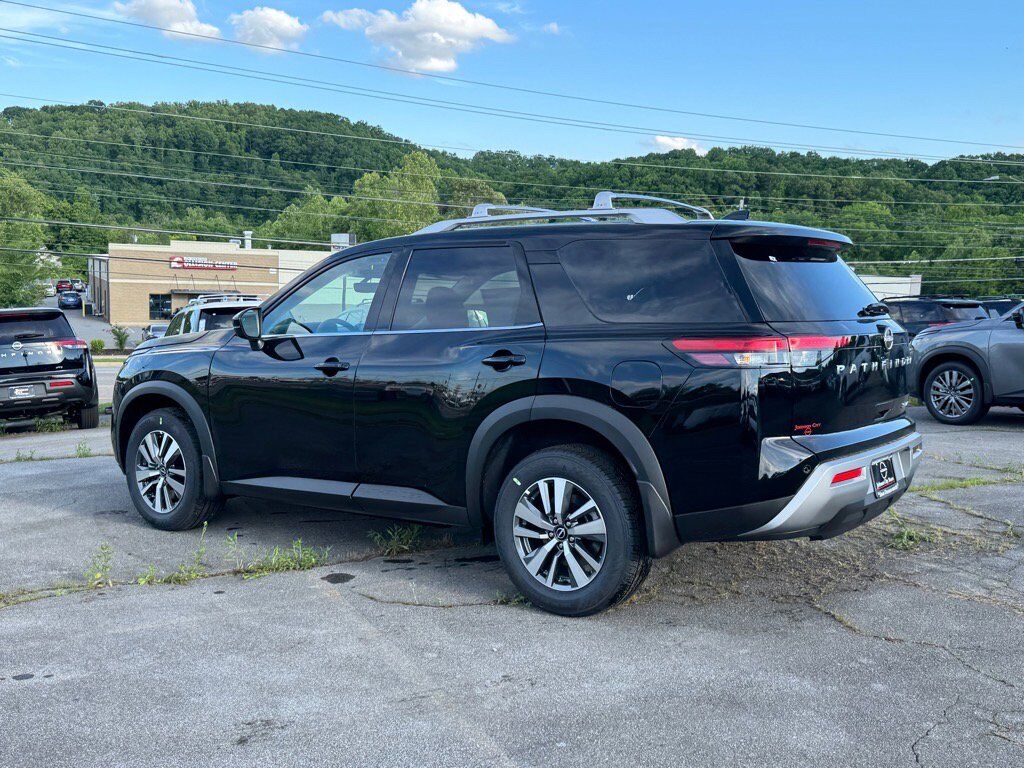 2025 Nissan Pathfinder SL Johnson City TN