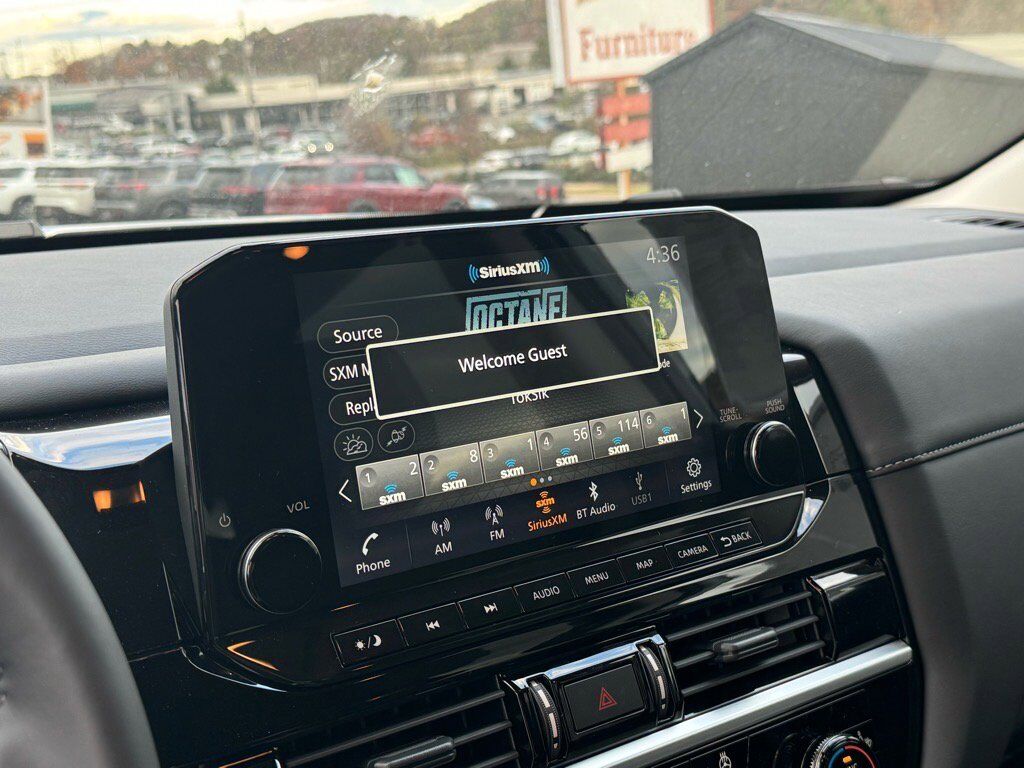 2025 Nissan Pathfinder SL Johnson City TN