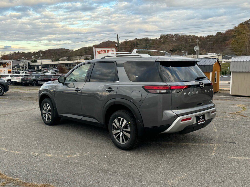 2025 Nissan Pathfinder SL Johnson City TN