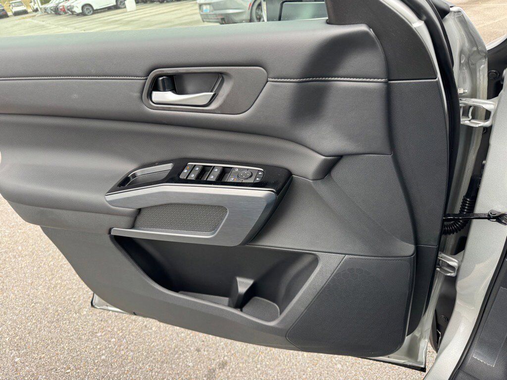 2025 Nissan Pathfinder SL Johnson City TN