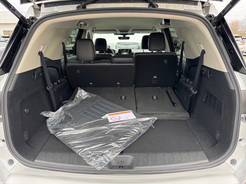 2025 Nissan Pathfinder SL Johnson City TN