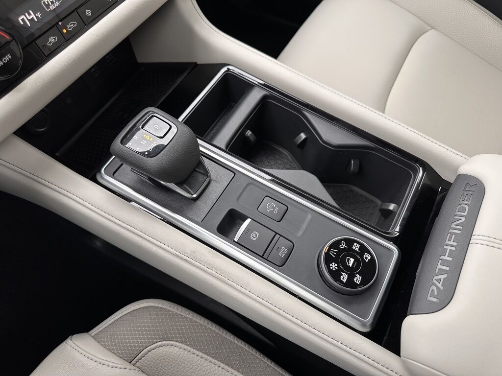 2025 Nissan Pathfinder SL San Clemente CA