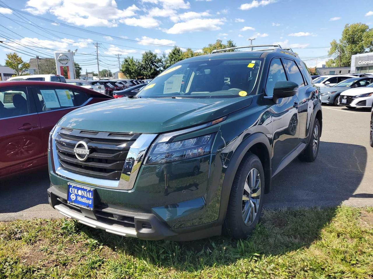 2025 Nissan Pathfinder SL Medford MA