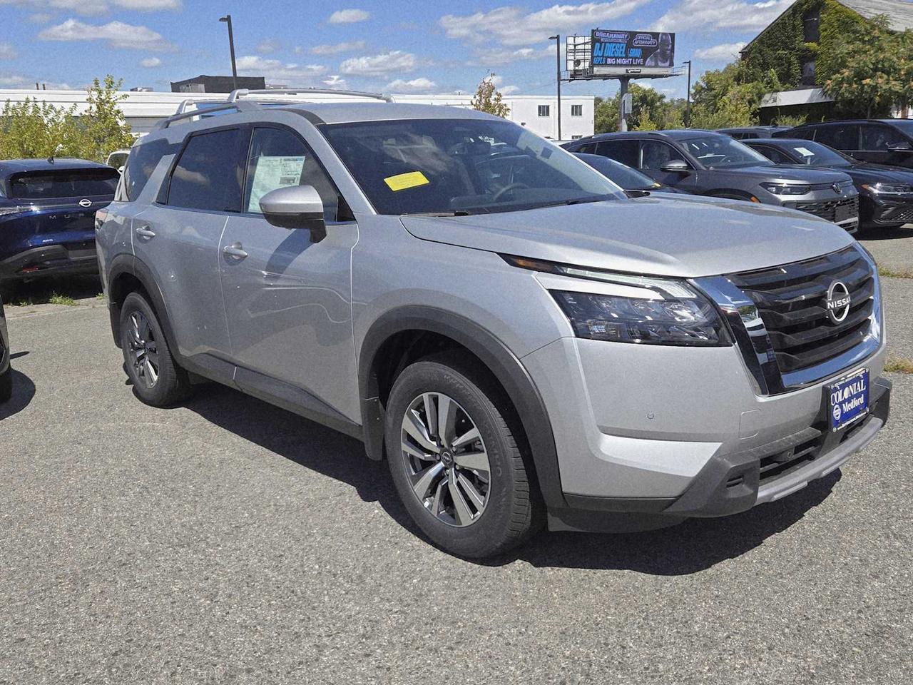 2025 Nissan Pathfinder SL Medford MA