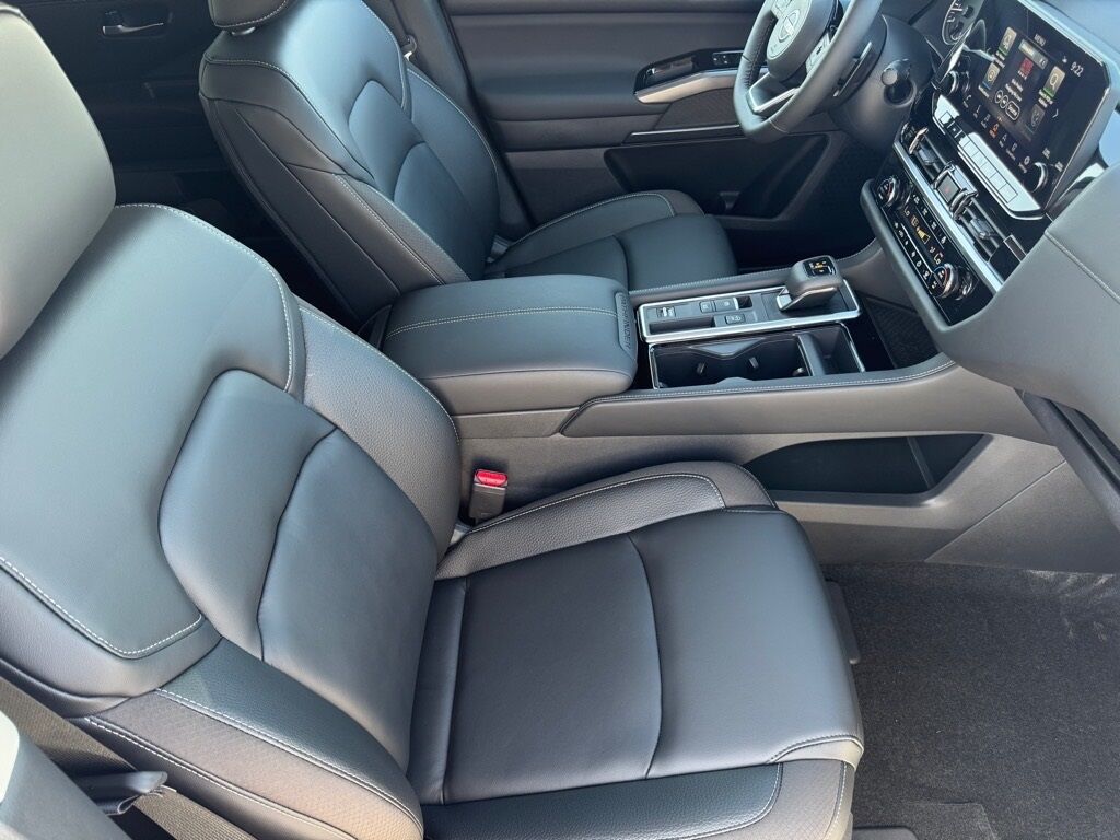 2025 Nissan Pathfinder SL Morristown TN