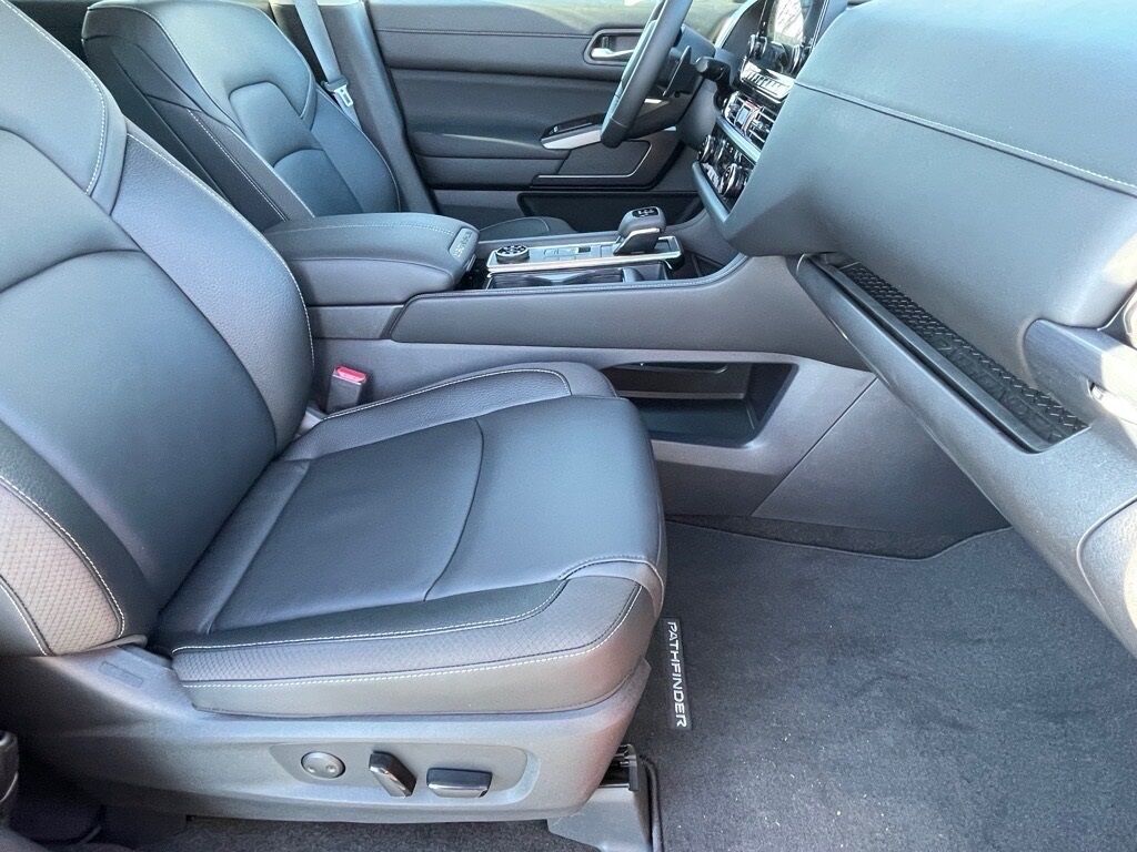 2025 Nissan Pathfinder SL Morristown TN