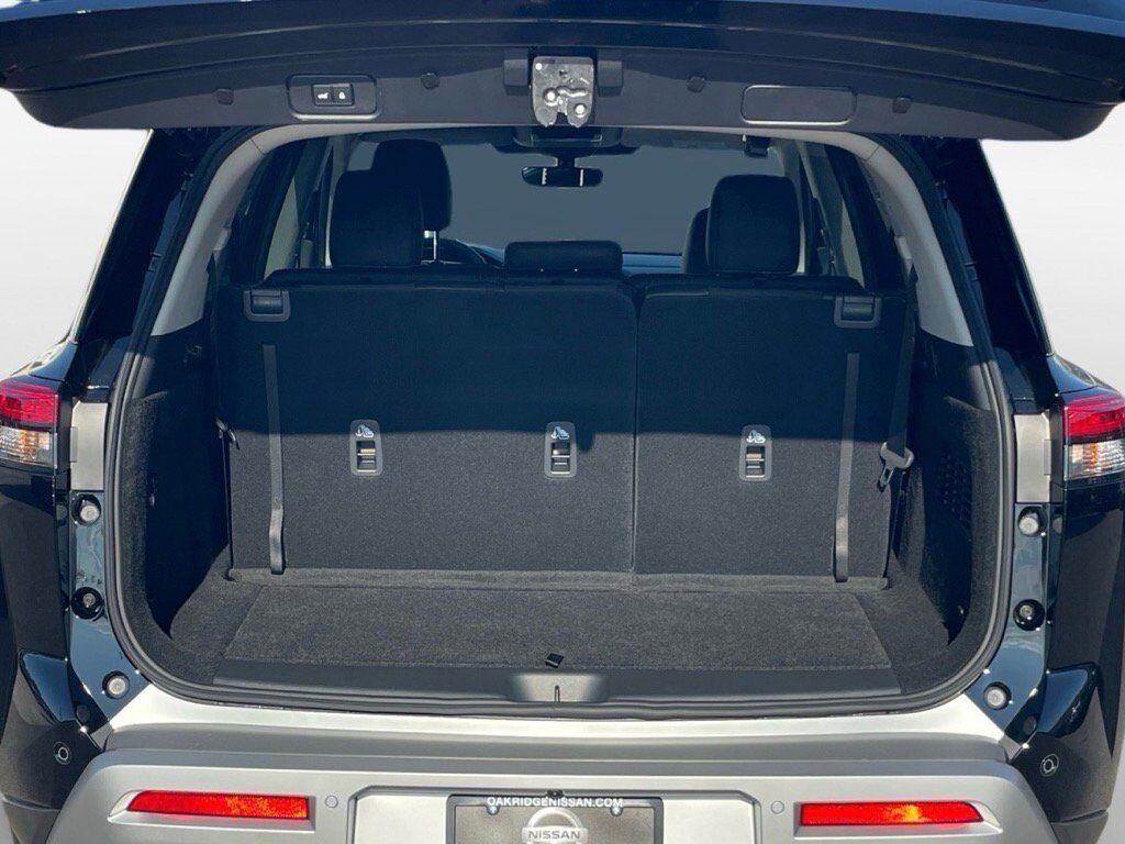 2025 Nissan Pathfinder SL Oak Ridge TN