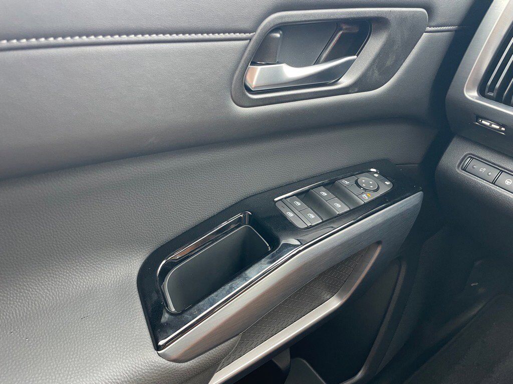 2025 Nissan Pathfinder SL Oak Ridge TN