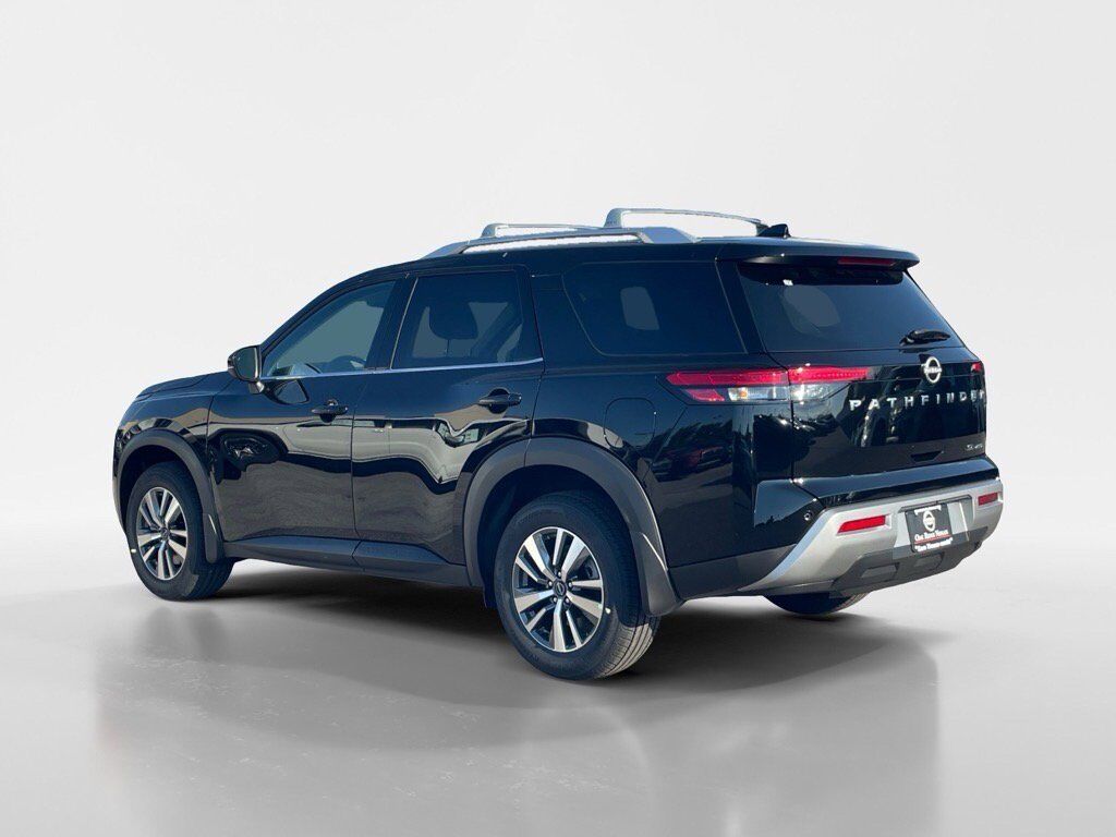 2025 Nissan Pathfinder SL Oak Ridge TN