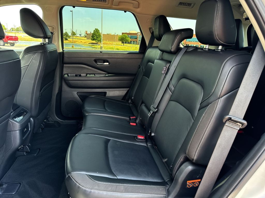 2025 Nissan Pathfinder SL Oklahoma City OK