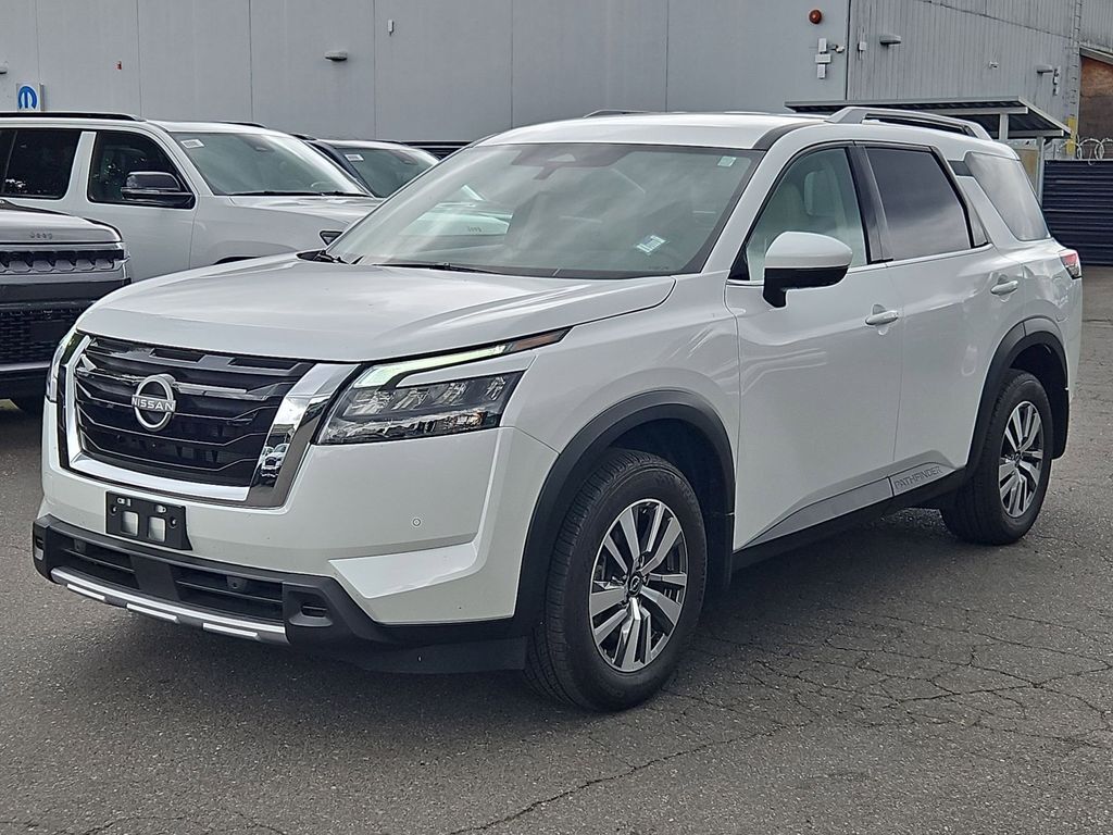 2025 Nissan Pathfinder SL Gresham OR