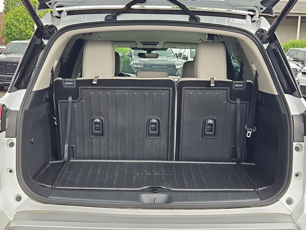 2025 Nissan Pathfinder SL Gresham OR