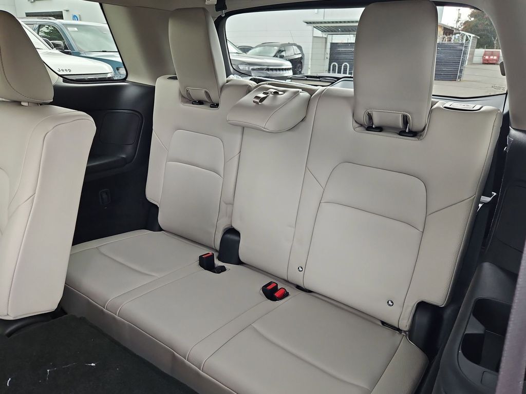 2025 Nissan Pathfinder SL Gresham OR