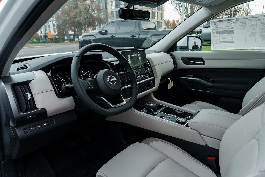 2025 Nissan Pathfinder SL Beaverton OR