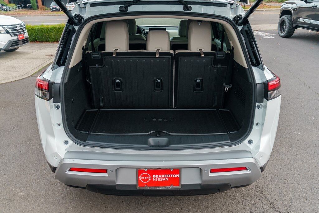 2025 Nissan Pathfinder SL Beaverton OR