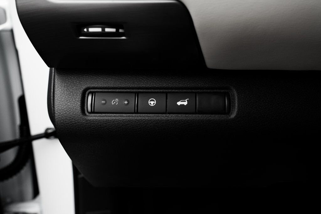 2025 Nissan Pathfinder SL Beaverton OR