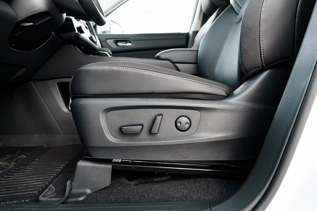 2025 Nissan Pathfinder SL Beaverton OR