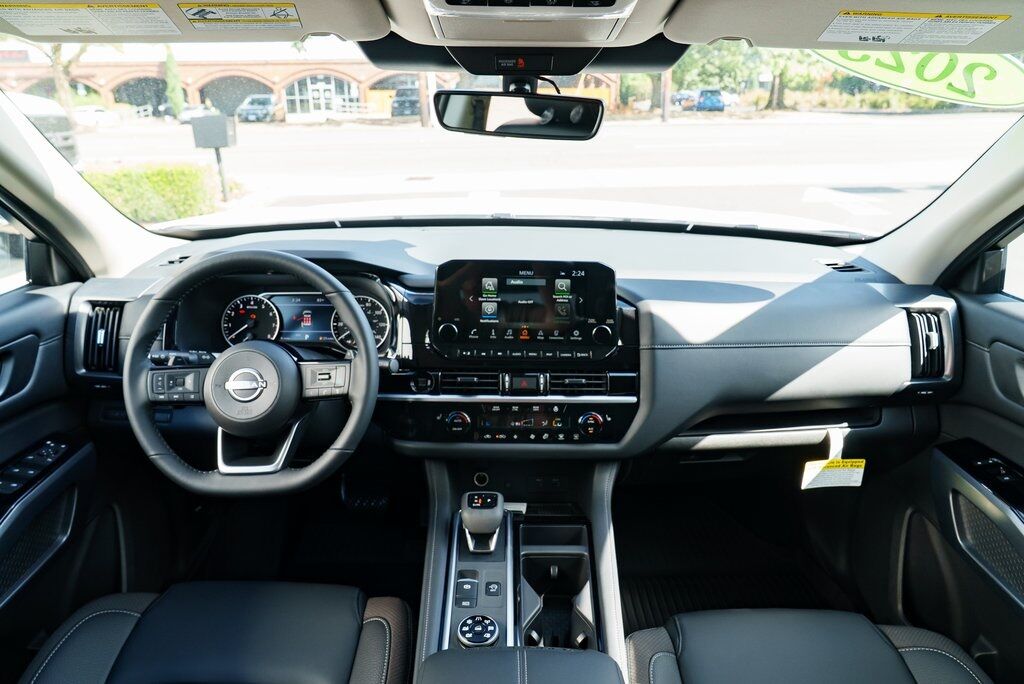 2025 Nissan Pathfinder SL Beaverton OR