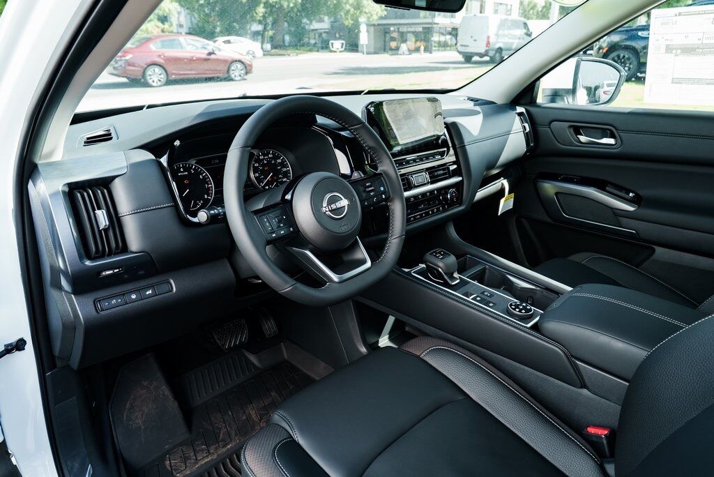 2025 Nissan Pathfinder SL Beaverton OR