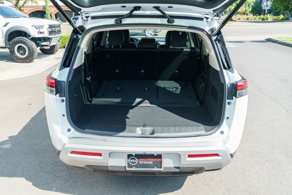 2025 Nissan Pathfinder SL Beaverton OR