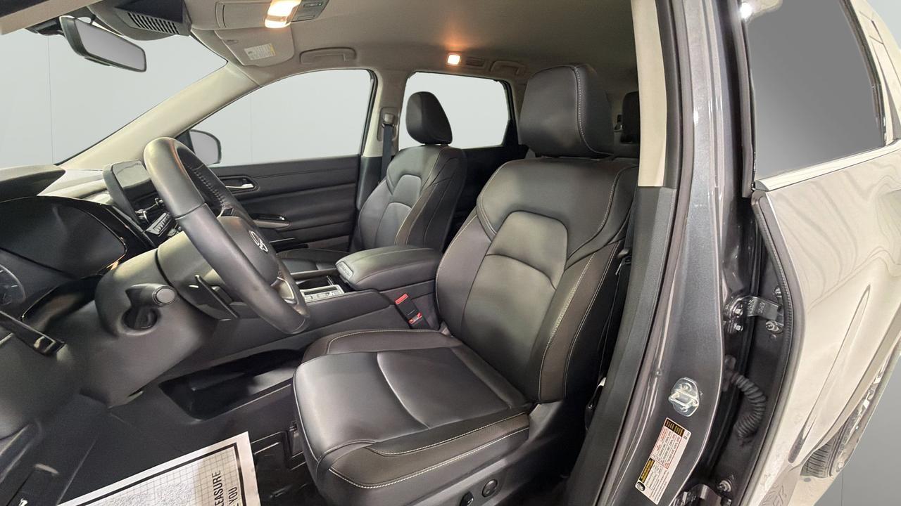 2025 Nissan Pathfinder SL San Antonio TX