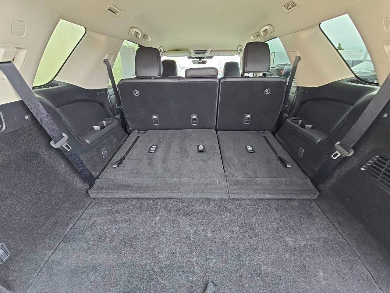 2025 Nissan Pathfinder SL Watertown SD