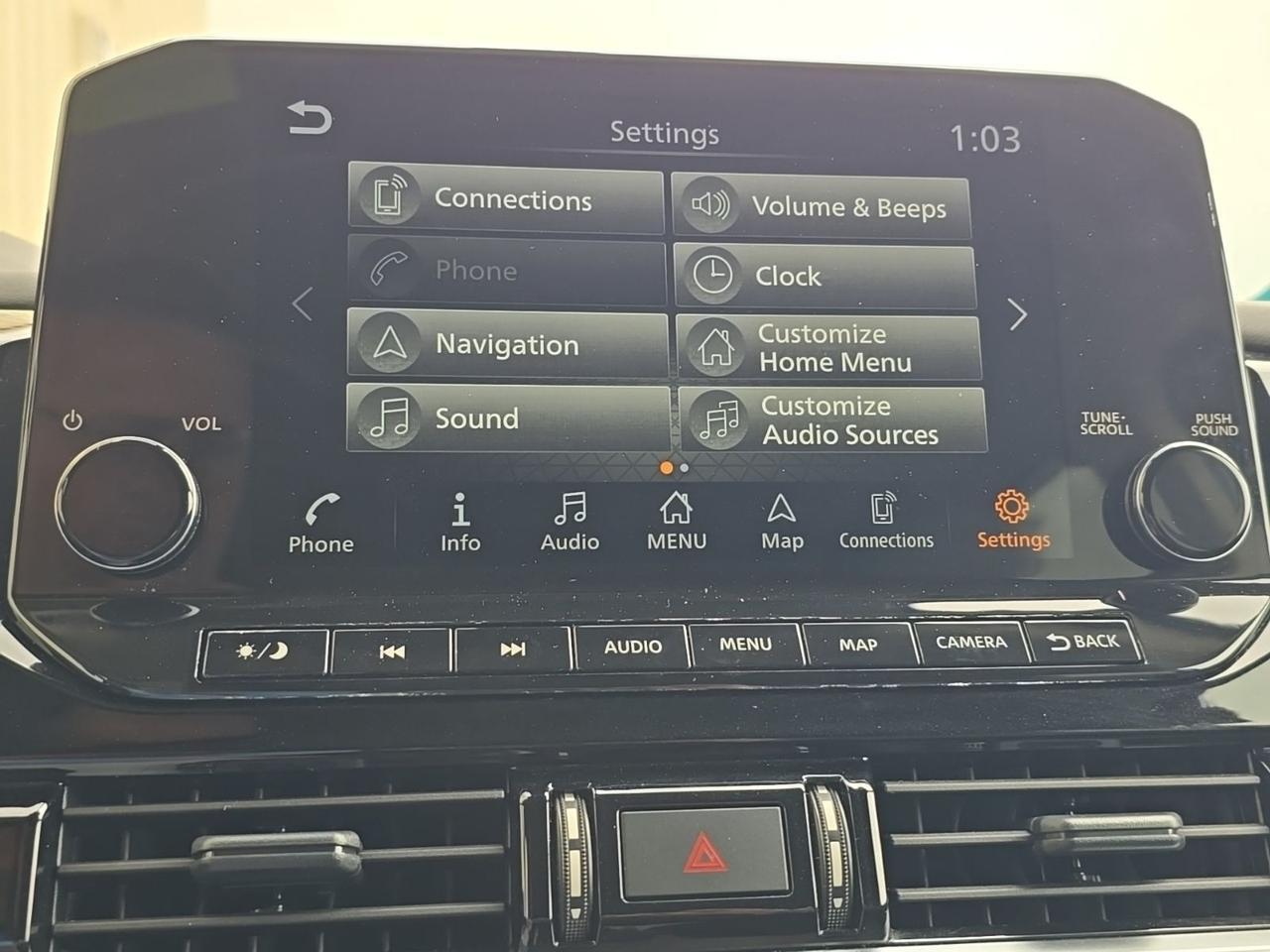 2025 Nissan Pathfinder SL Watertown SD