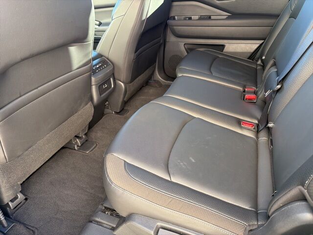 2025 Nissan Pathfinder SL Watertown SD