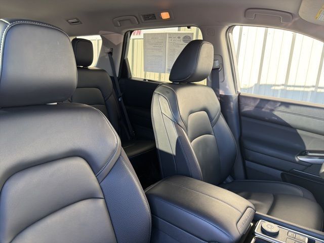 2025 Nissan Pathfinder SL Watertown SD