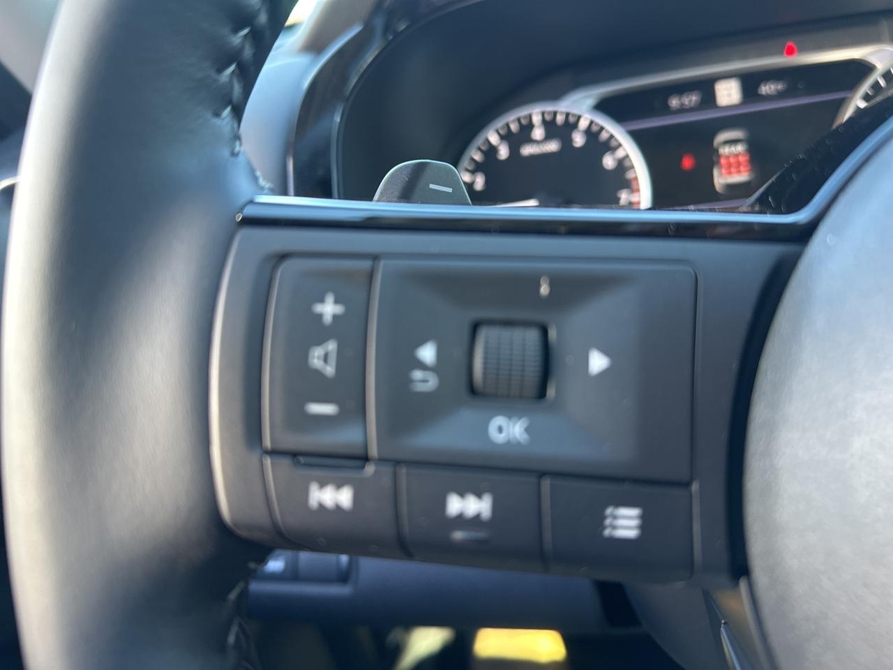 2025 Nissan Pathfinder SL Glen Burnie MD