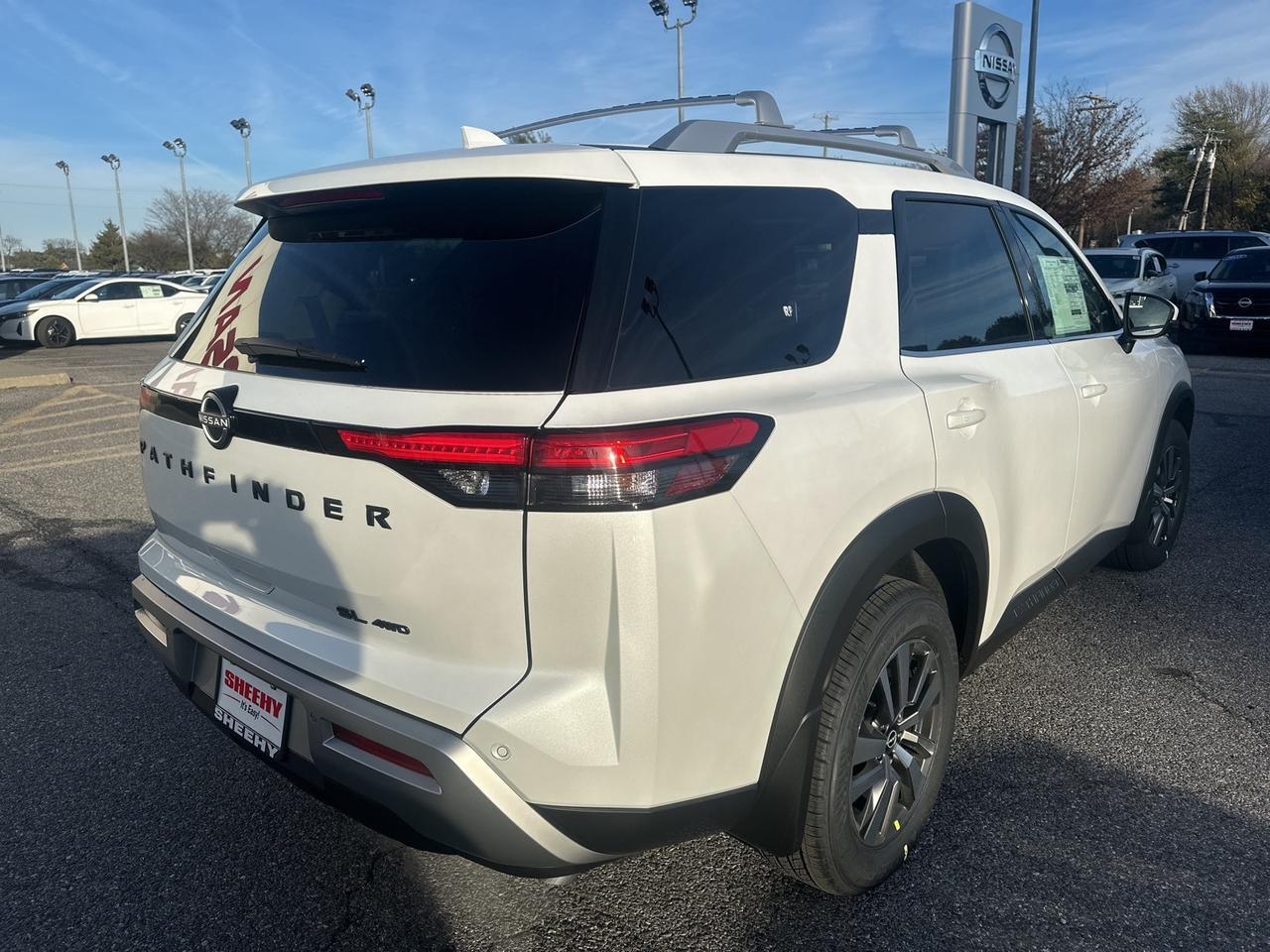 2025 Nissan Pathfinder SL Glen Burnie MD