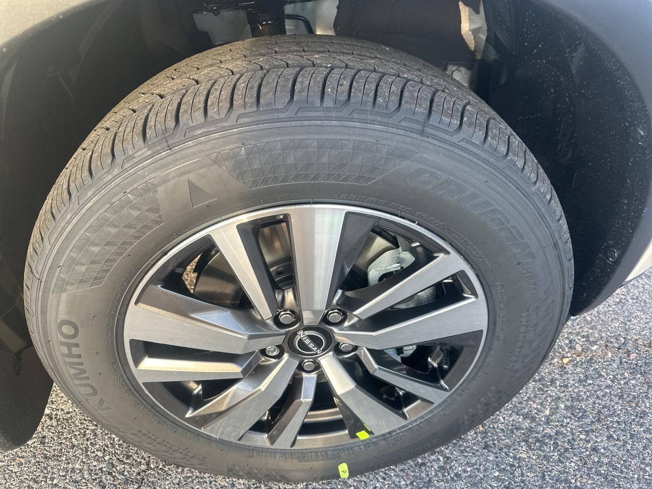 2025 Nissan Pathfinder SL Glen Burnie MD