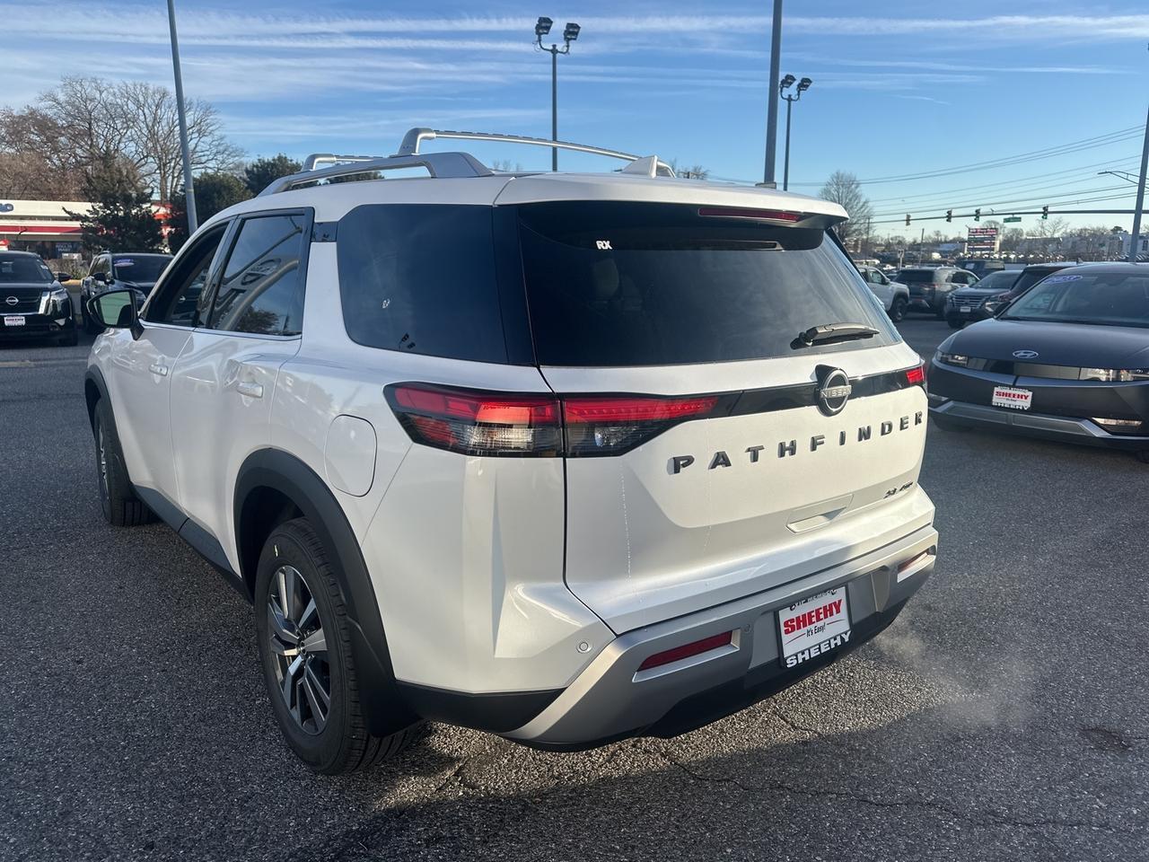 2025 Nissan Pathfinder SL Glen Burnie MD